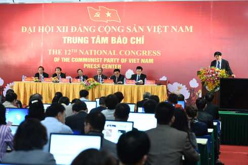 Ông Nguyễn Thế Kỷ phát biểu tại hội nghị