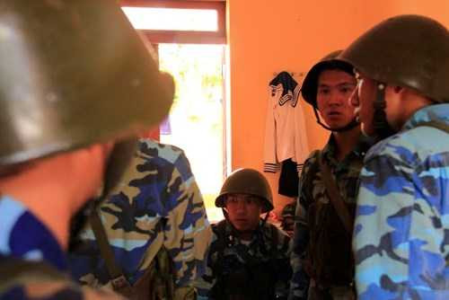 Ảnh: Lính Trường Sa diễn tập phương án tác chiến phòng không