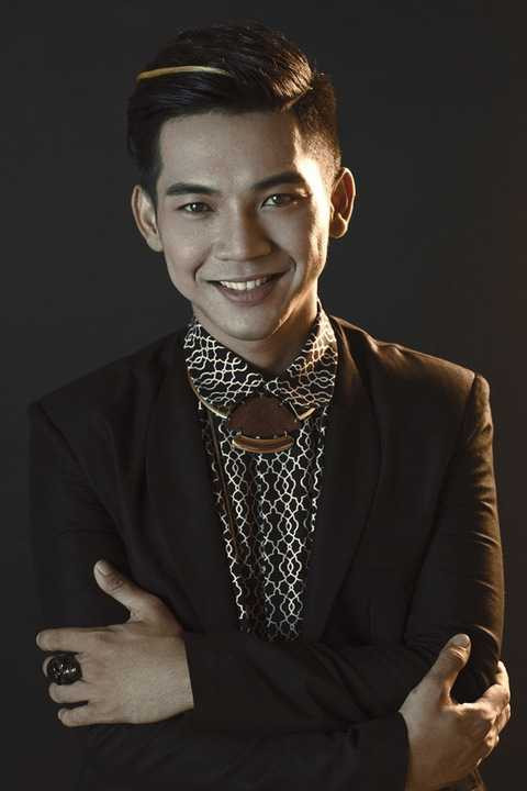 “Chính là em” là ca khúc được Mai Quốc Việt đặt hàng Châu Đăng Khoa viết riêng và “buộc” phải mang hơi thở mới, trẻ trung hơn so với phong cách “già dặn” mà nam ca sĩ đã, đang bị đóng khung để mở đầu cho một năm mới tràn đầy năng lượng. 