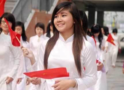 Nữ sinh Hà Thành trong ngày khai giảng
