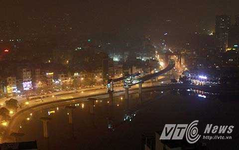 Dự kiến việc lắp các phiến dầm tại khu vực hồ Hào Nam sẽ được hoàn thành trước Tết Bính Thân 2016.