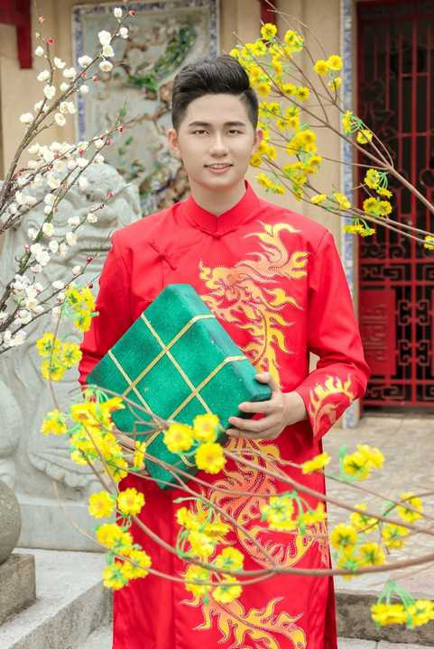 Qua bộ ảnh này, các nghệ sĩ như thay lời chúc tốt đẹp nhất đến các khán giả đã theo dõi và ủng hộ trong quá trình hoạt động nghệ thuật vừa qua. Từ đó, tiếp thêm nghị lực để họ cố gắng phục vụ tốt hơn nhu cầu giải trí, nghệ thuật của đông đảo công chúng gần xa. 