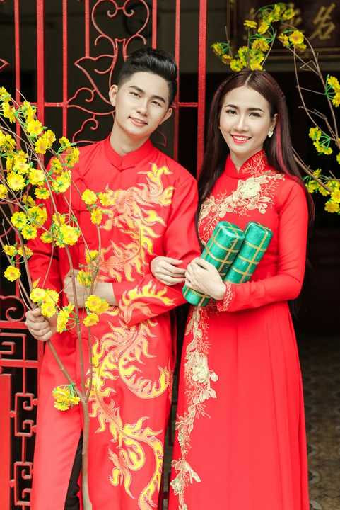 Qua bộ ảnh này, các nghệ sĩ như thay lời chúc tốt đẹp nhất đến các khán giả đã theo dõi và ủng hộ trong quá trình hoạt động nghệ thuật vừa qua. Từ đó, tiếp thêm nghị lực để họ cố gắng phục vụ tốt hơn nhu cầu giải trí, nghệ thuật của đông đảo công chúng gần xa. 