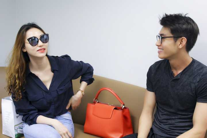 Ngoài Quang Đăng, dàn ban giám khảo còn có sự hiện diện của ca sĩ Đàm Vĩnh Hưng và diễn viên Ngân Khánh.