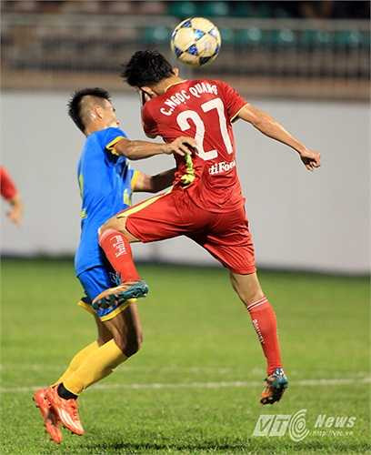 Và việc thiếu nhiều trụ cột, lối chơi giàu sức tấn công của HAGL dần tan biến.