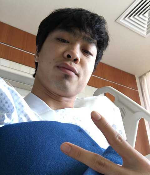 Công Phượng hiện đang điều trị ở khách sạn Aspetar với sự chăm sóc của thành viên Ban Huấn luyện U23 Việt Nam 