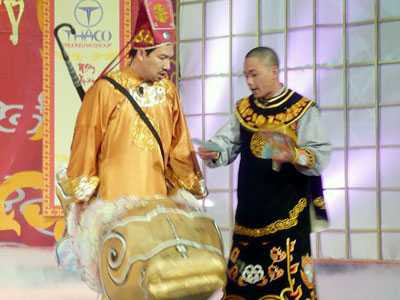 Sẽ có phần thiếu sót khi không nhắc đến nghệ sĩ Bình Trọng. Anh tham gia Táo Quân khá thường xuyên và được biết nhiều đến với vai Thiên Lôi (2006, 2008, 2009, 2011 và 2012). Ngoài ra, Bình Trọng còn góp mặt ở các vai diễn nhỏ khác như trợ lý Thiên Lôi là nhân vật có tên Trọng Tài, sau đó anh xuất hiện với một vai diễn nhỏ trong tiểu phẩm hài ở Táo Quân 2013.