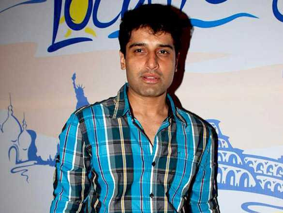 Shakti Anand bị chê có ngoại hình già dặn so với Jagdish hiện tại.