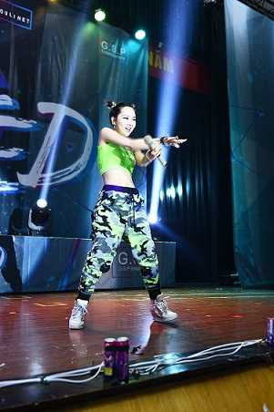 Dàn sao trẻ quậy tung party 'khủng' của teen Trần Phú