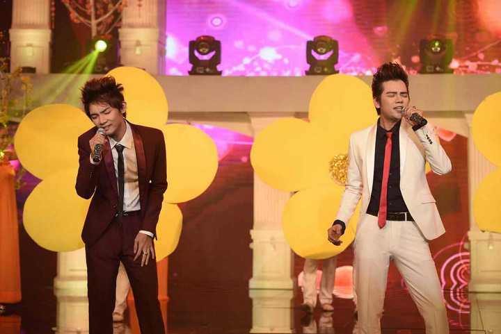 tình khúc vượt thời gian