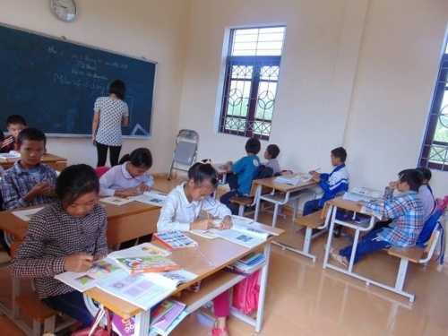 Những hình thức thưởng Tết cho giáo viên