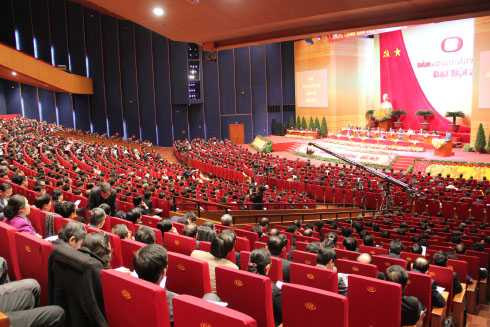 Ông Nguyễn Tấn Dũng, Trương Tấn Sang, Nguyễn Sinh Hùng được giới thiệu tái cử