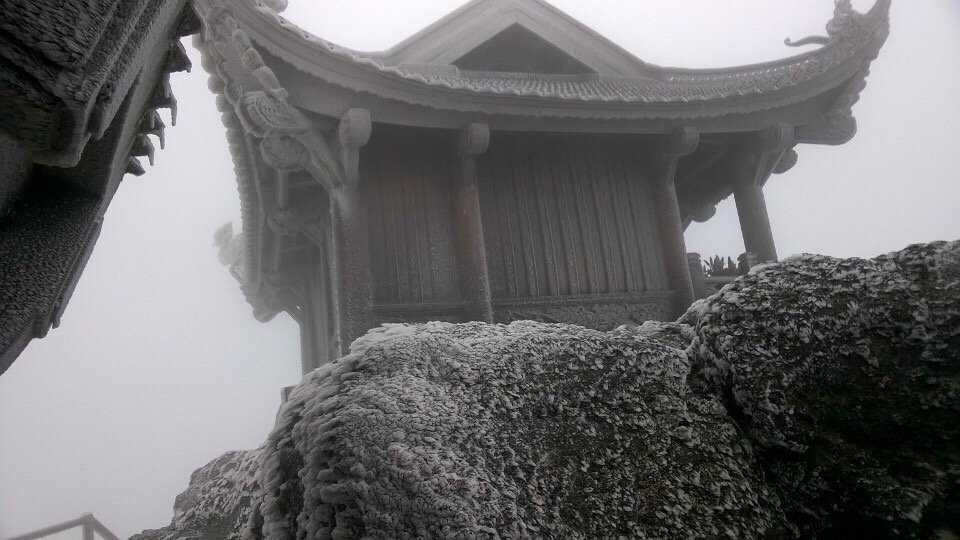 Trên chùa Đồng, Yên Tử