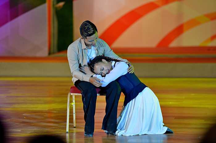 Phần trình diễn của kiện tướng dance sport Phan Hiển