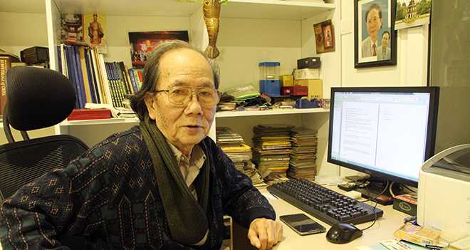 PGS Hà Đình Đức kể với PV VTC News về hành trình giải cứu rùa Hồ Gươm (Ảnh: Phạm Thịnh)