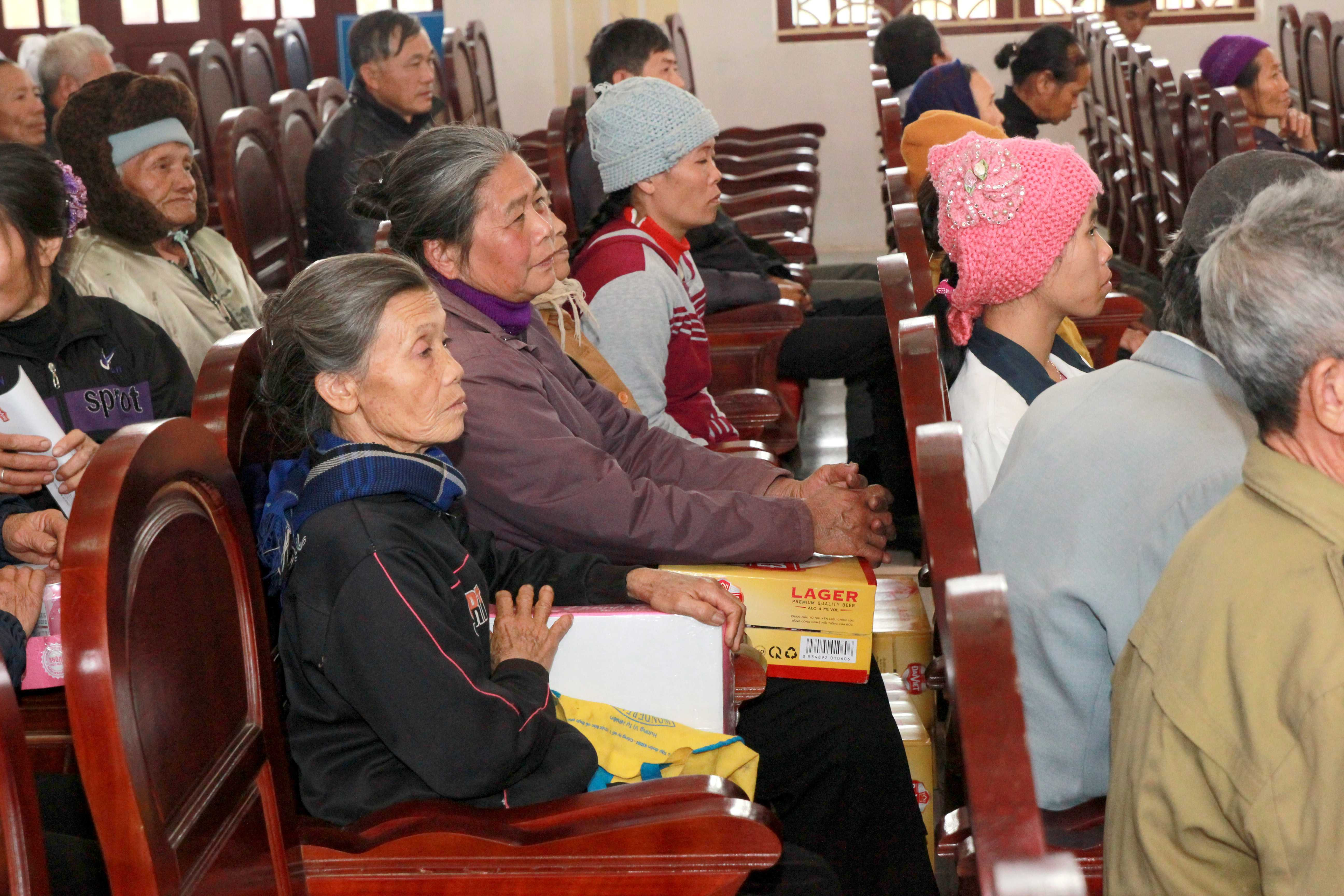 Tập đoàn Hương Sen khởi động 'chương trình 2016 phần quà'