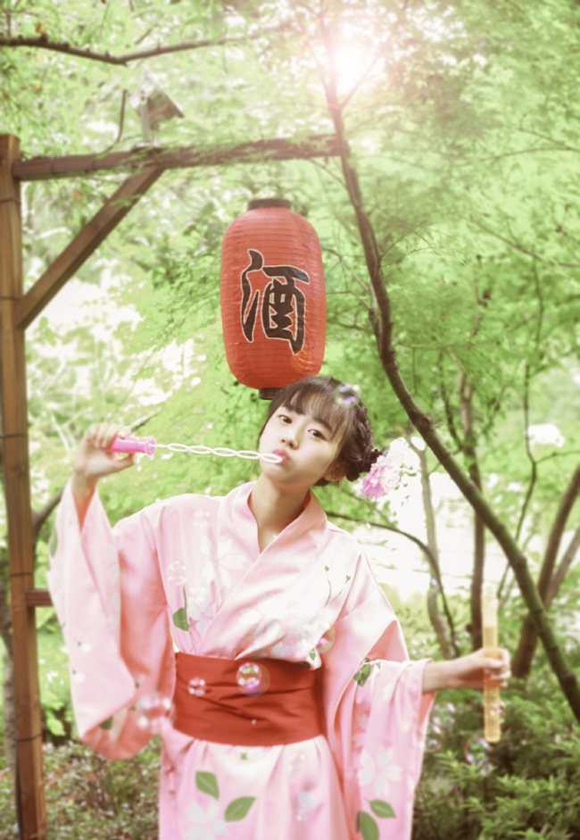 Nữ sinh xinh đẹp trường Mỹ thuật