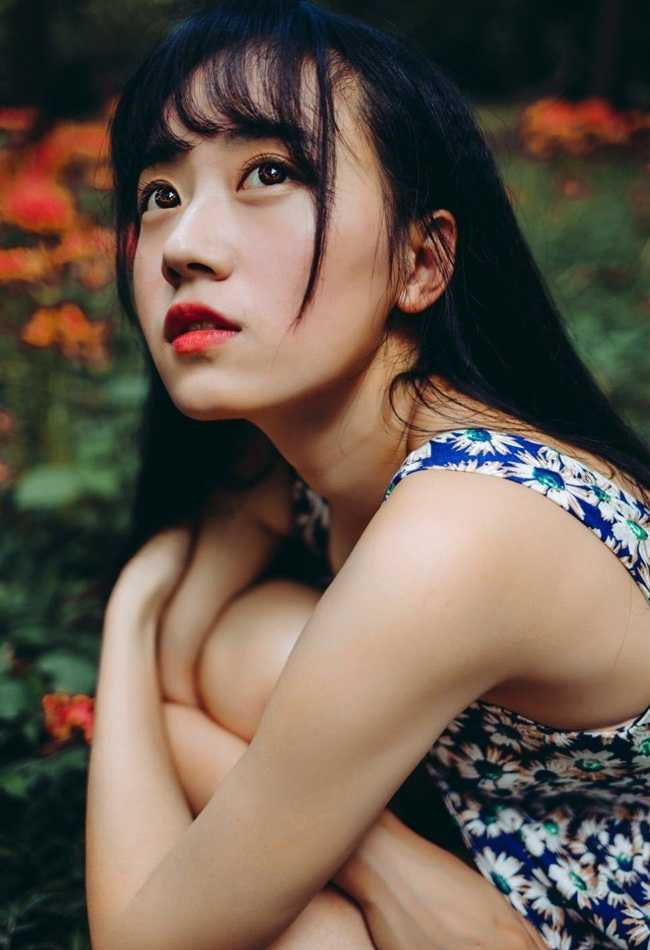 Nữ sinh xinh đẹp trường Mỹ thuật