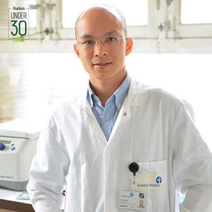 Đoàn Xuân Quang Minh: Tiến sĩ, Bác sĩ Y khoa, cơ quan Khoa học trung ương Pháp (CNRS) Đoàn Xuân Quang Minh: Tiến sĩ, Bác sĩ Y khoa, cơ quan Khoa học trung ương Pháp (CNRS)