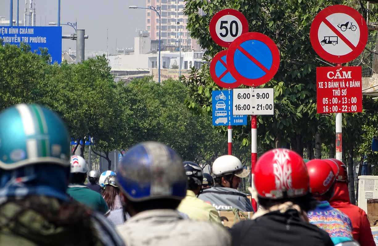 Với tốc độ 50km/h, nhiều người cho là hợp lý bởi các tuyến đường trên địa bàn thành phố đã được xây dựng, mở rộng với nhiều làn đường cho xe lưu thông