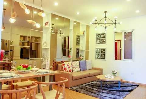 Các gia đình trong tòa nhà Hà Đông Center đang gấp rút hoàn thiện căn hộ để kịp đón Tết Nguyên Đán 2016