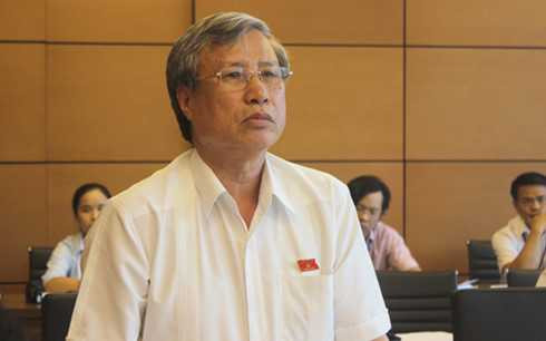 Tiểu sử 19 Uỷ viên Bộ chính trị khoá XII