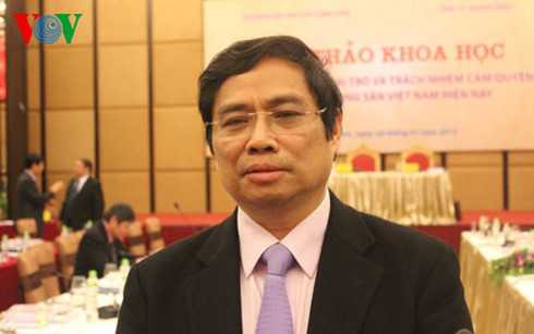 Tiểu sử 19 Uỷ viên Bộ chính trị khoá XII