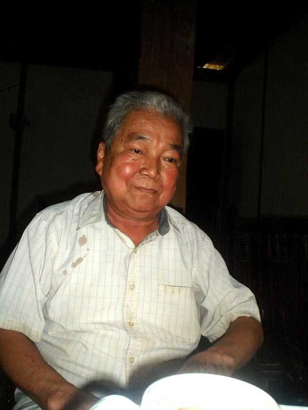 Ông Hà Văn Cảnh bảo rằng, bố ông từng làm bùa tơm thăm để lấy vợ