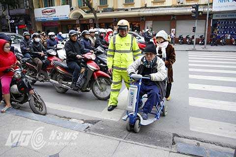 Thời gian sau, lực lượng CSGT sẽ kiên quyết xử phạt đối với những trường hợp cố tình vi phạm. 