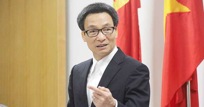 Phó Thủ tướng Vũ Đức Đam yêu cầu Bộ GD-ĐT lắng nghe ý kiến của các chuyên gia và sớm công bố phương án thi THPT quốc gia 2016 (Ảnh: Phạm Thịnh)