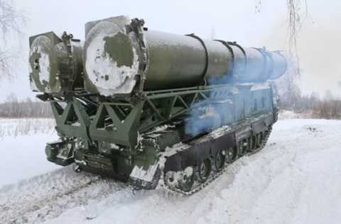 Xe phóng tự hành của tên lửa S-300V Xe phóng tự hành của tên lửa S-300V