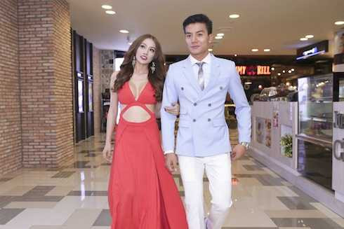 Yaya Trương Nhi sánh đôi bên Hiếu Nguyễn. 
