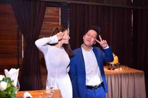 Trường Giang, Nhã Phương quấn quít.