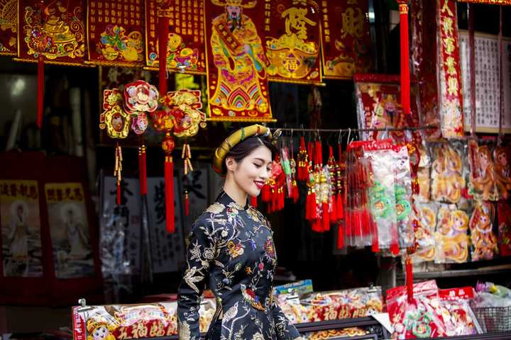 chế nguyễn quỳnh châu