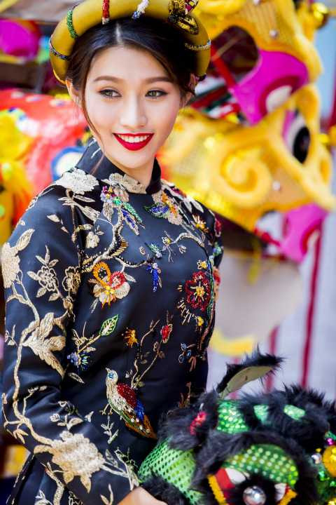 Trước thềm năm mới, Quỳnh Châu đã tranh thủ cùng ekip thực hiện bộ ảnh áo dài xuân, tặng cho những khán giả yêu mến mình.