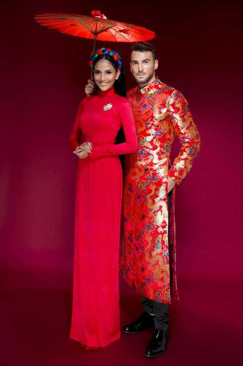 Anh còn là một trong những cầu thủ đắt show chụp ảnh quảng cáo nhất với khuôn mặt điển trai và chiều cao 1m87 đáng mơ ước.