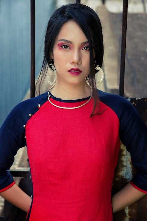 'Chim công làng múa' Hải Anh 1