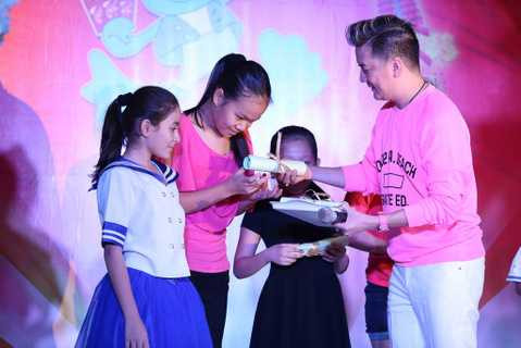 Mặc dù là một nhóm nhảy thiếu nhi, nhưng ABC Kids với một đội hình đẹp, kĩ năng nhảy múa chuyên nghiệp và sựu máu lửa được Mr Đàm truyền lại đã ghi dấu ấn trong lòng khán giả khi liên tục xuất hiện dày đặc trong các chương trình biểu diễn của Mr Đàm cũng như các chương trình nghệ thuật khác. 