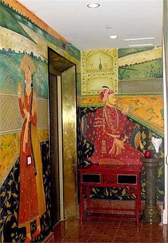 Những bức tranh trang trí trong nhà ấn tượng.