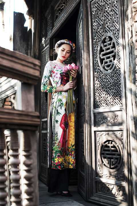 Với chiều cao nổi bật, khuôn mặt đẹp và rất điện ảnh, hao hao nhan sắc của “ảnh hậu” Đỗ Hải Yến, hi vọng trong năm 2016 Diệu Linh sẽ gây bất ngờ với nhiều dự án mới, đặc biệt ở lĩnh vực điện ảnh.