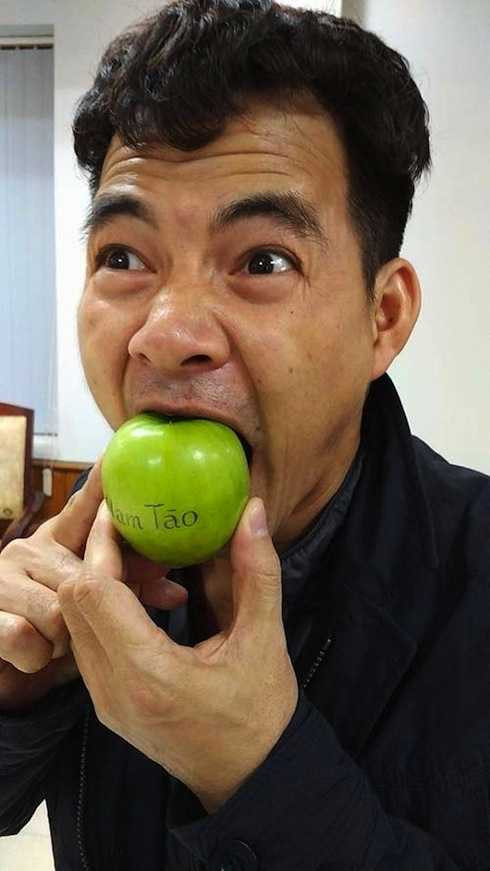 Các nghệ sỹ hài luôn tích cực PR cho chương trình.