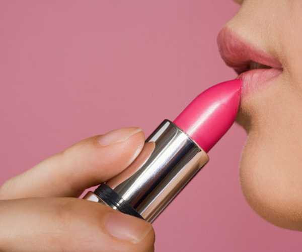 Mỹ phẩm không thể thiếu khi đi chơi ngày Tết