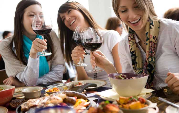 Nhậu thế nào để không bị say xỉn trong dịp Tết?