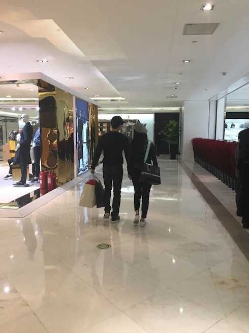 Phạm Băng Băng, Lý Thần hạnh phúc tay trong tay.