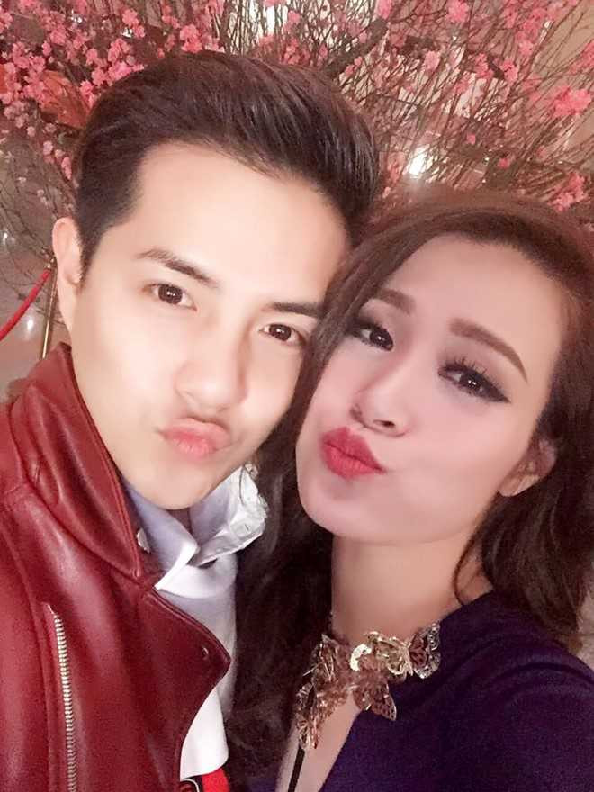 Sao Việt đón Tết