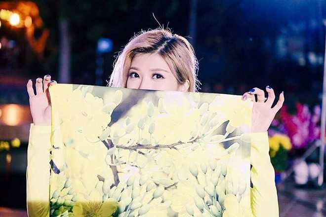 Sao Việt đón Tết