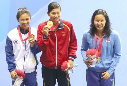 Làm thầy của Ánh Viên đâu có dễ!