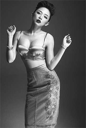 Mỗi concept chụp hình của Tóc Tiên đều lột tả vẻ đẹp quyến rũ chết người