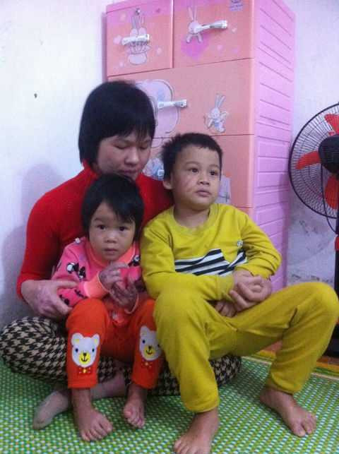 Nổ khí gas sập nhà, 4 người nhập viện: Gia đình trẻ giờ sống ra sao?