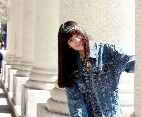 nữ du học sinh tuổi Thân xinh đẹp, tài năng